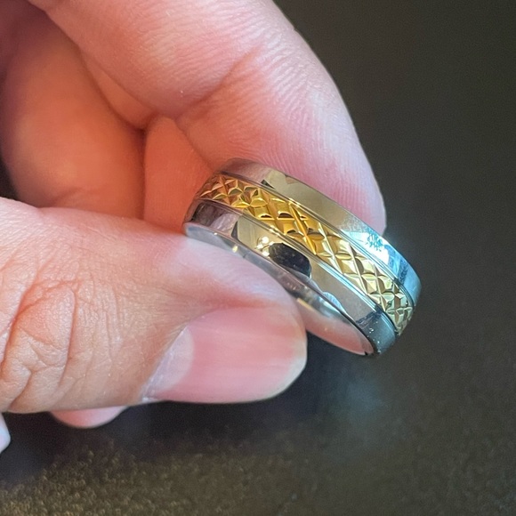 8mm gold center silver men ring - Picture 7 of 8